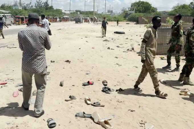 Bom Bunuh Diri Meledak di Mogadishu