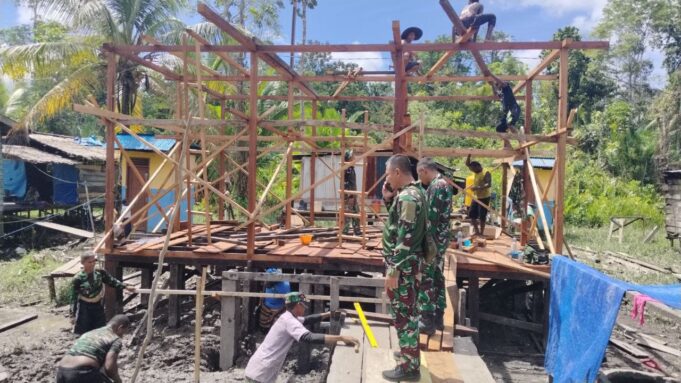 Kebersamaan Dengan Warga Masyarakat Terlihat Sejak Dibuka Pra TMMD Ke-124 Kodim 1710/Mimika