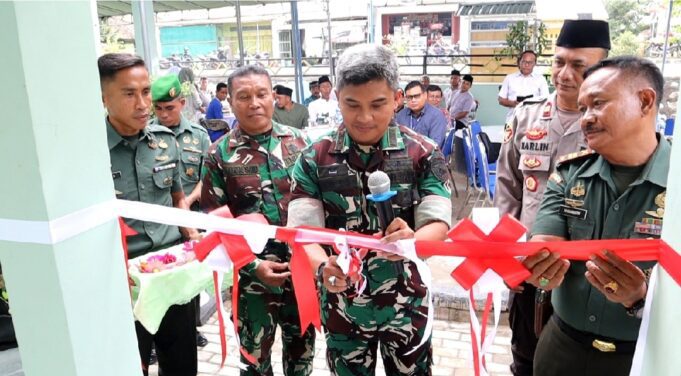 Pererat Tali Ukhuwah, Dandim Sumbawa Resmikan Musholla Al-Hassan di Koramil Lape Lopok