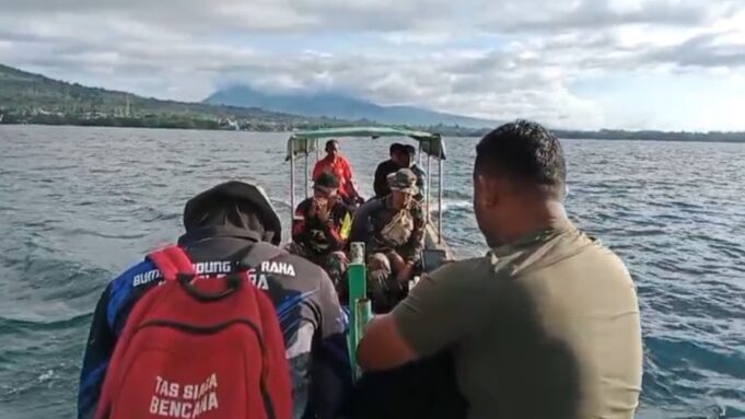 Menyeberangi Lautan, Satgas TMMD Kodim 1501/Ternate Wujudkan Harapan Air Bersih di Desa Guaria