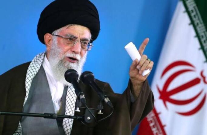 Israel Serang Iran, Pesan Khamenei: Zionis Harus Menerima Hukuman Berat