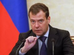 Sebut AS Terseret Konflik Baru, Medvedev: Sejumlah Negara Siap Pasok Senjata Nuklir ke Iran