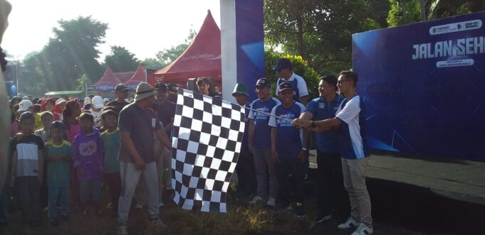 Dedy Dwi Setiawan Fraksi Partai Nasdem Gelar Jalan Santai di Desa Tegalwangi