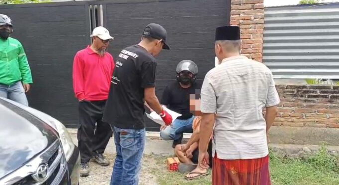 Informasi Bea Cukai, Penerima Paket Ganja Belanja Online Diamankan