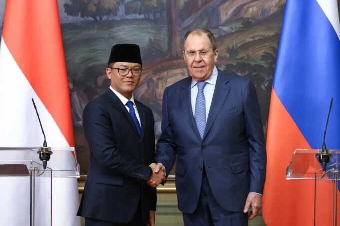 Menlu Indonesia Bertemu Menlu Rusia, Ini Bahasannya