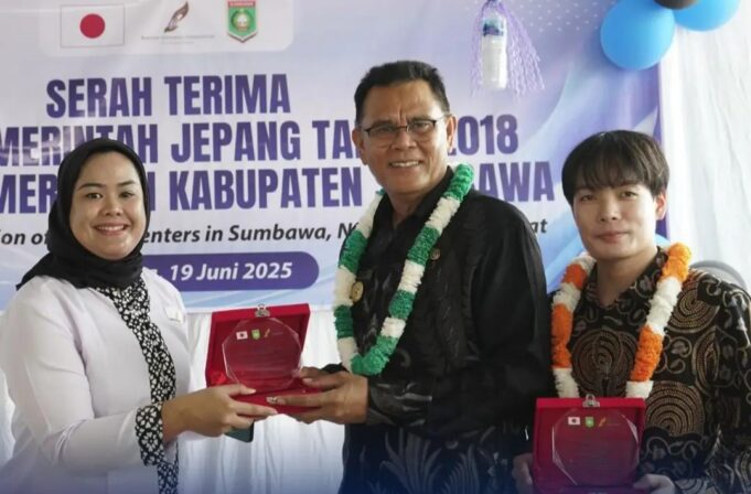Jepang dan KSF Serahkan Hibah Revitalisasi Posyandu, H. Jarot: Sumbawa Siap Kejar Ketertinggalan Infrastruktur