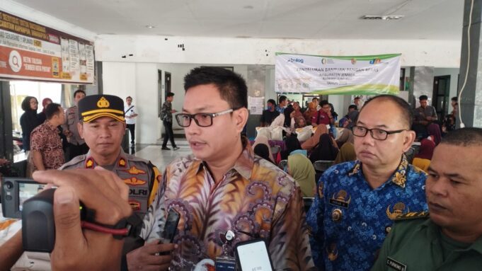 Warga Keluhkan Harga Beras Mahal Meski Stok Melimpah di Jember