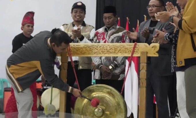 Wabup Ajak Guru Dukung Program Unggulan Jarot-Ansori
