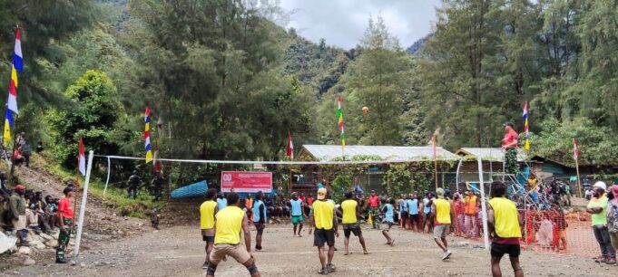 Sambut Kemerdekaan Republik Indonesia Ke-80, Koramil 1710-04/Tembagapura Bersama Jajaran Gelar Lomba Voli Untuk Masyarakat