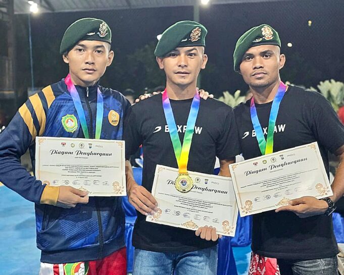 Yonif 509 Kostrad Dominasi Kejuaraan Tinju Tropi DPRD & Kapolresta