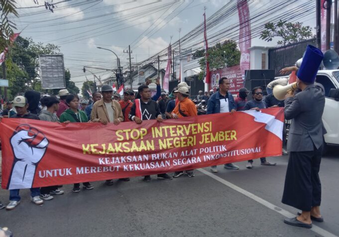 Gelar Aksi Damai, JAC Datangi DPRD Dan Kejari,Terkait Dugaan Korupsi Sosperda Kabupaten Jember