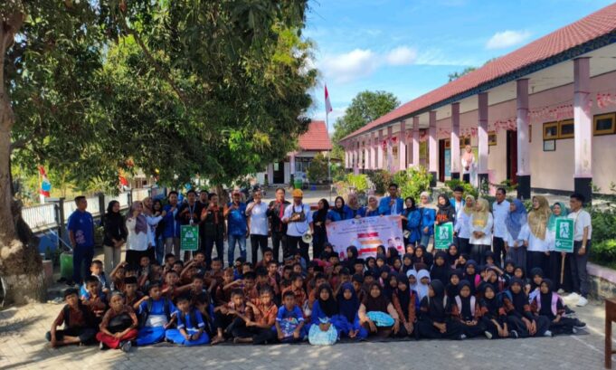 KKL UNSA Simulasi Mitigasi Bencana di SDN Baru Sumbawa