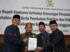 Bupati Sampaikan Perubahan KUA dan PPAS 2025 pada Sidang Paripurna DPRD Sumbawa