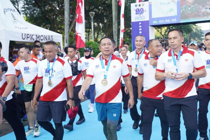 Ribuan Peserta Meriahkan “Panglima TNI Run 2025” di Monas