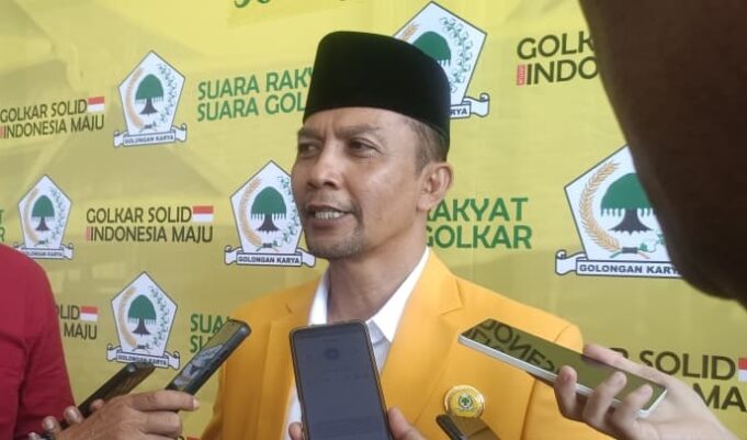 Nahkodai Golkar Sumbawa, Berlian Rayes: Ikhtiar Kembalikan Kejayaan Golkar