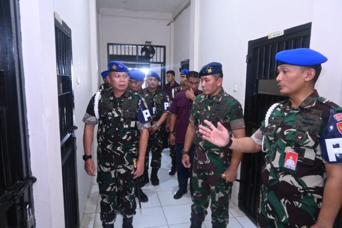 Laksanakan Binpomau, Danpuspomau Tinjau Kesiapan Satpom Lanud Sultan Hasanuddin