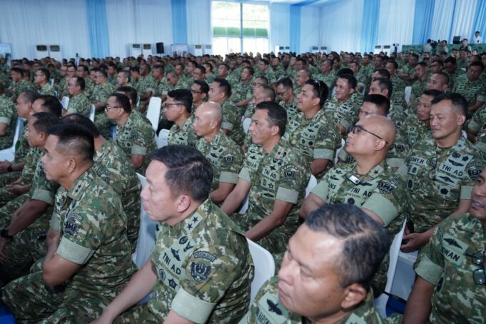 Panglima TNI Instruksikan Jajaran TNI AD Jaga Kondusifitas dan Ketahanan Nasional di Apel Dansatkowil 2025
