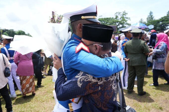 Panglima TNI dan Kapolri Lantik 1.621 Prabhatar di Akmil Magelang