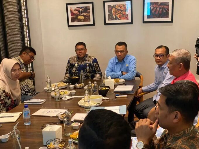Rakor Pembentukan Tim Kepatuhan BPJS Ketenagakerjaan, Sekda Tegaskan Pentingnya Kolaborasi
