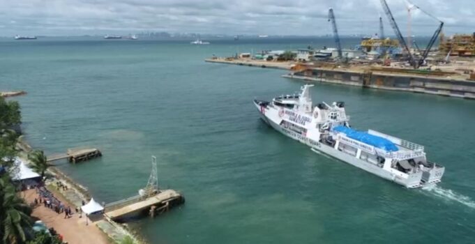 Lagi, Bakamla RI Berangkatkan KN. Pulau Dana-323 Bawa 92,2 Ton Peduli Sumatra