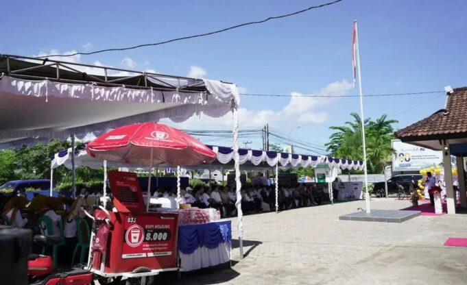 Bupati Dorong Sumbawa Berlari Kencang