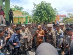 Temui Masa Aksi, Wabup: Siapapun Yang Mainkan Pupuk Bersubsidi, Akan Berhadapan dengan Pemerintah Daerah