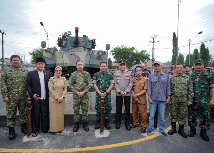Panglima TNI Resmikan Monumen Panser Saladin, Tumbuhkan Semangat Nasionalisme Masyarakat Cijulang