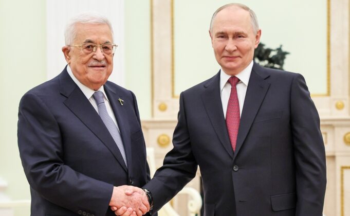 Bertemu di Kremlin, Putin Sebut Akui Negara Palestina Sejak 1988 dan Abbas Beber Kondisi Palestina