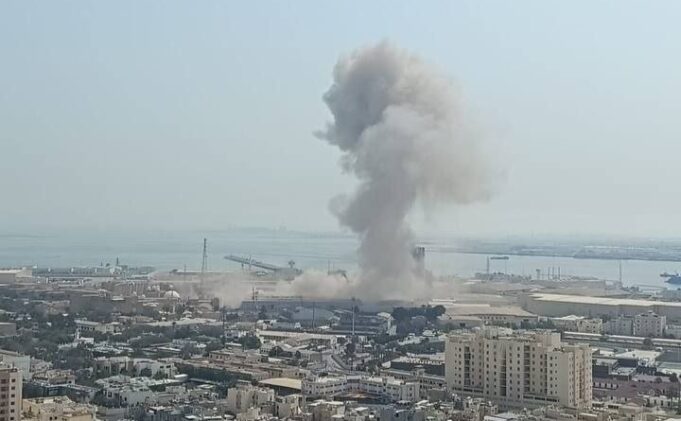 Pusat layanan Armada Kelima di Bahrain Diserangan Rudal