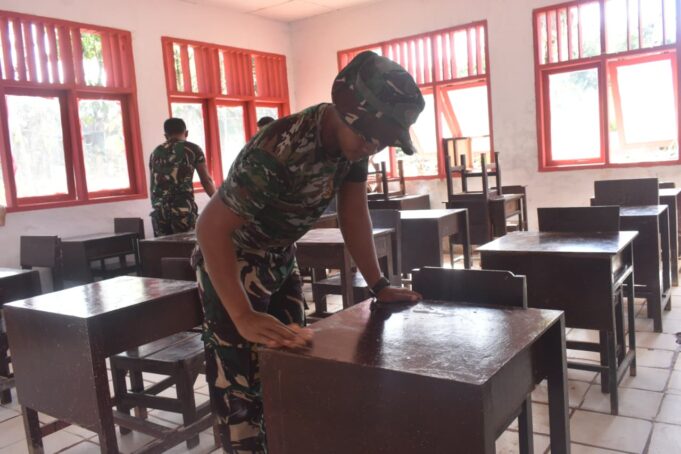 TNI AD Pulihkan SDN 152983 Hutanabolon I Pasca Banjir, Sekolah Kembali Digunakan