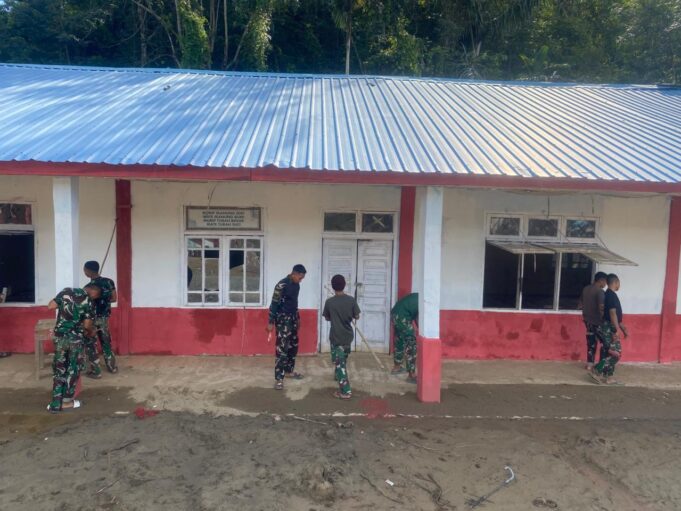 Satgas Gulbencal TNI AD Percepat Pemulihan SMPN 26 Takengon, Pastikan Sekolah Segera Kembali Digunakan
