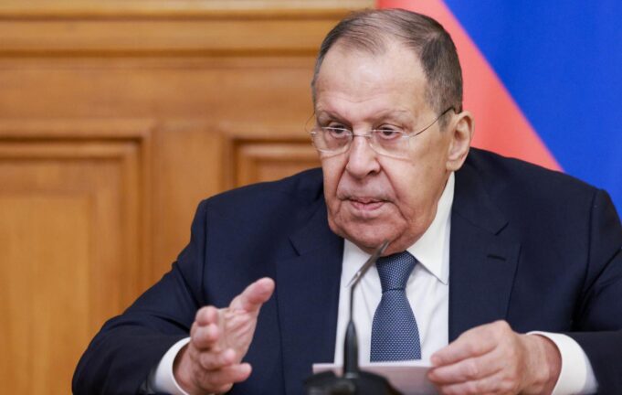 Lavrov: Agresi Terhadap Iran Dapat Provokasi Teheran Produksi Senjata Nuklir