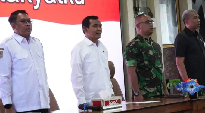 KLH/BPLH Bahas Kesiapan Sumbawa Hadapi Penilaian Adipura