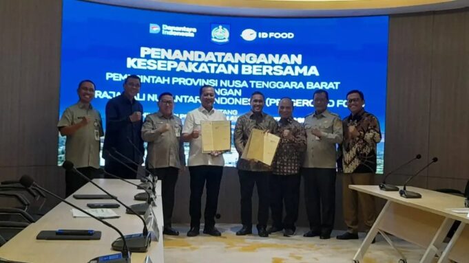 Pemprov NTB dan ID FOOD Teken Kesepakatan Kerja Sama Hilirisasi Ayam, Bupati Sumbawa: Perkuat Posisi Sumbawa