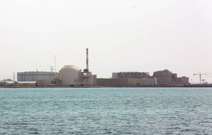 Rusia Evakuasi Warganya dari PLTN Bushehr