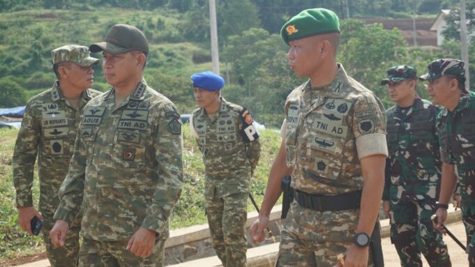 Panglima TNI Tinjau Yonif TP 940/Jaya Nagara di Subang, Jawa Barat