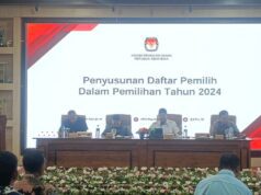 Bawaslu dan KPU Sumbawa Bekali Panitia Pemilihan dan Panitia Pengawas Pilkades Serentak