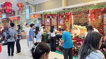 Ribuan-Umat-Buddha-Rayakan-Waisak-di-Wihara-Ekayana-Arama