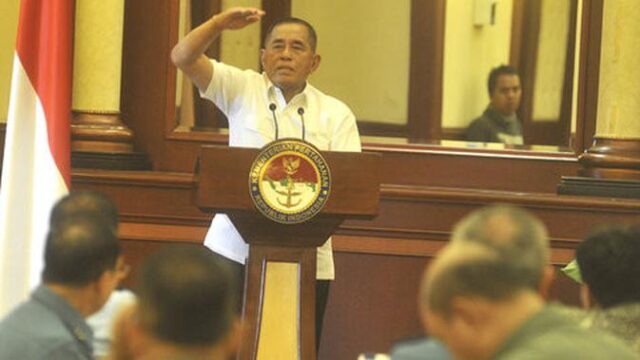 Ryamizard-dan-Kapal-Latih-yang-Mengubah-TNI-AL