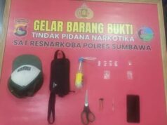 Kerap Transaksi Dirumahnya, Polres Sumbawa Ringkus Pengedar dan Amankan 5 Poket Sabu