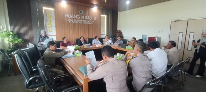 Komisi III Minta Pemda Segera Tuntaskan Sengketa Lahan Mako Brimob