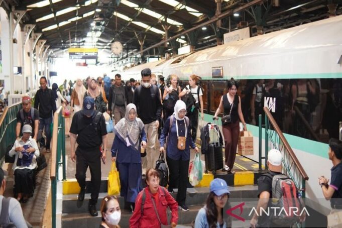 KAI Yogyakarta Tambah Armada Kereta Saat Libur Idul Adha