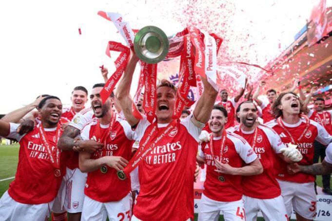 Arsenal Juara Liga Inggris, West Ham Degradasi