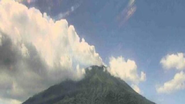 Lonjakan Gempa Vulkanik Picu Kewaspadaan di Ile Lewotolok