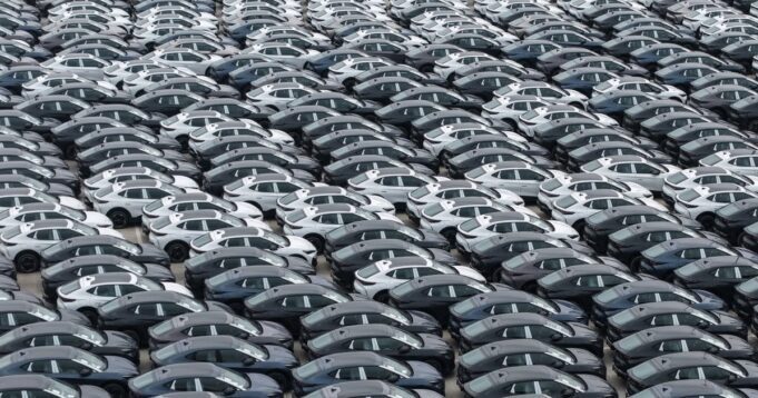 China Tembus Pasar Global dengan Ekspor Mobil Listrik Rekor