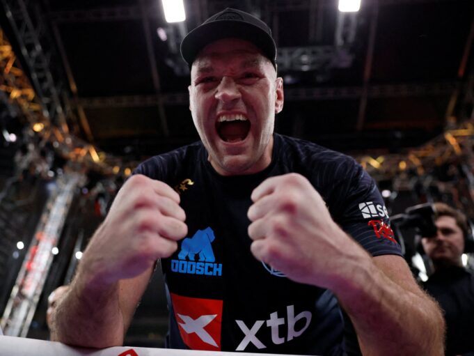 Fury Siap Bertarung di Dublin Sebelum Lawan Joshua