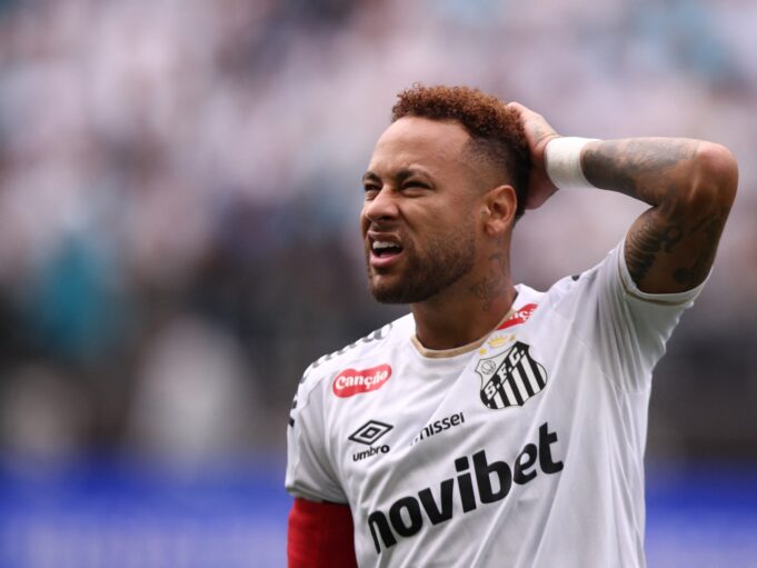 Neymar Terancam Absen di Piala Dunia Usai Cedera Otot