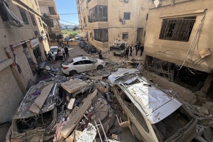 Israel Serang Beirut, Pemukiman Warga Sipil Terdampak