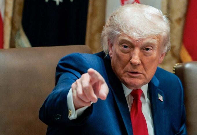 Trump Pertimbangkan Kesepakatan Akhir dengan Iran