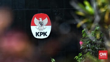 10-Saksi-Mangkir-dalam-Kasus-Gratifikasi-BI-dan-OJK